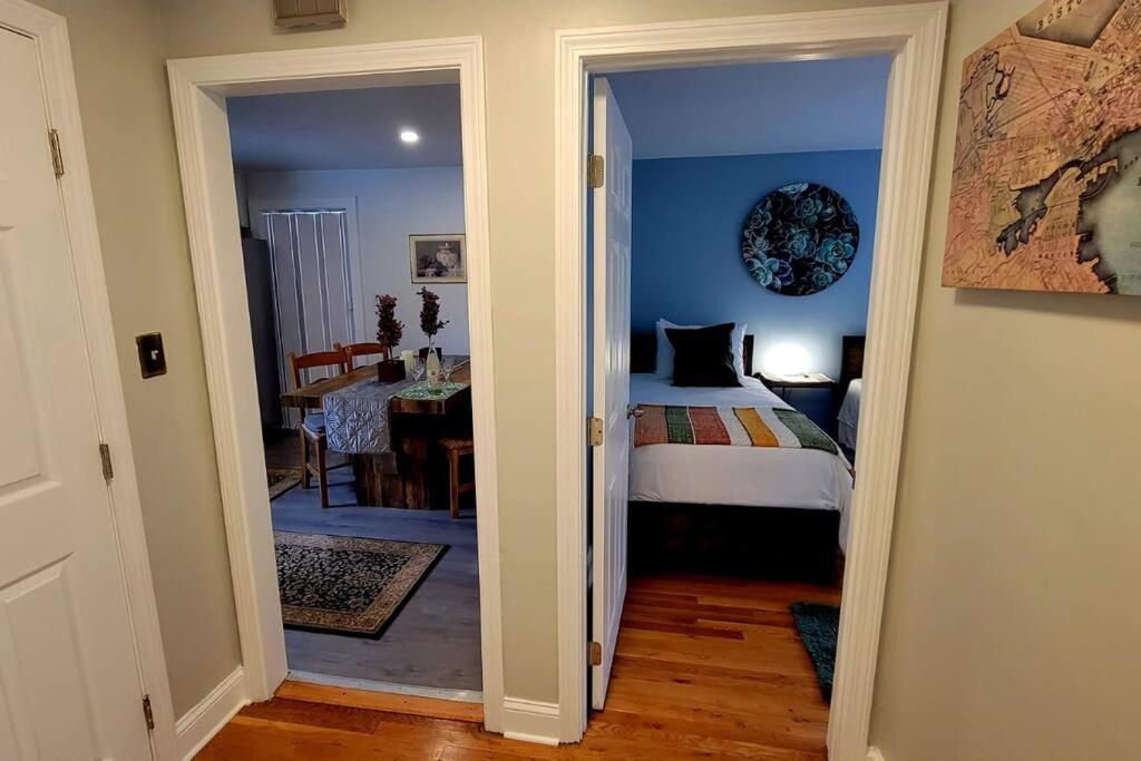 Unique & Peaceful Boston Home Εξωτερικό φωτογραφία