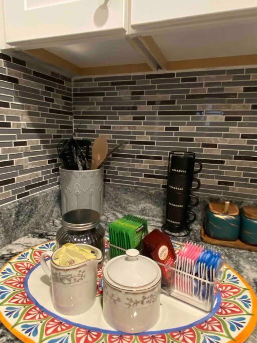 Unique & Peaceful Boston Home Εξωτερικό φωτογραφία