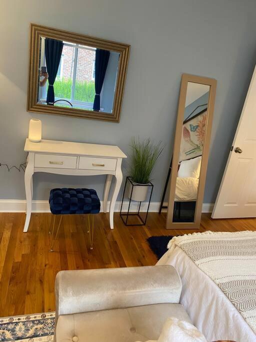 Unique & Peaceful Boston Home Εξωτερικό φωτογραφία