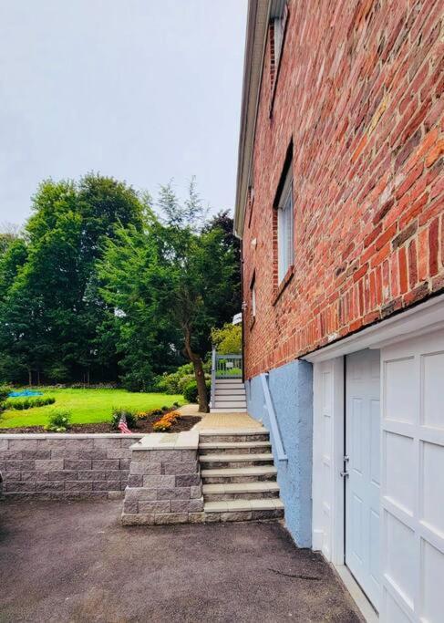 Unique & Peaceful Boston Home Εξωτερικό φωτογραφία